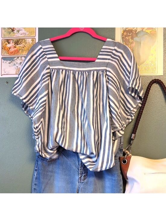 beachlunchlounge Tops - Beach LL Batwing Style Top